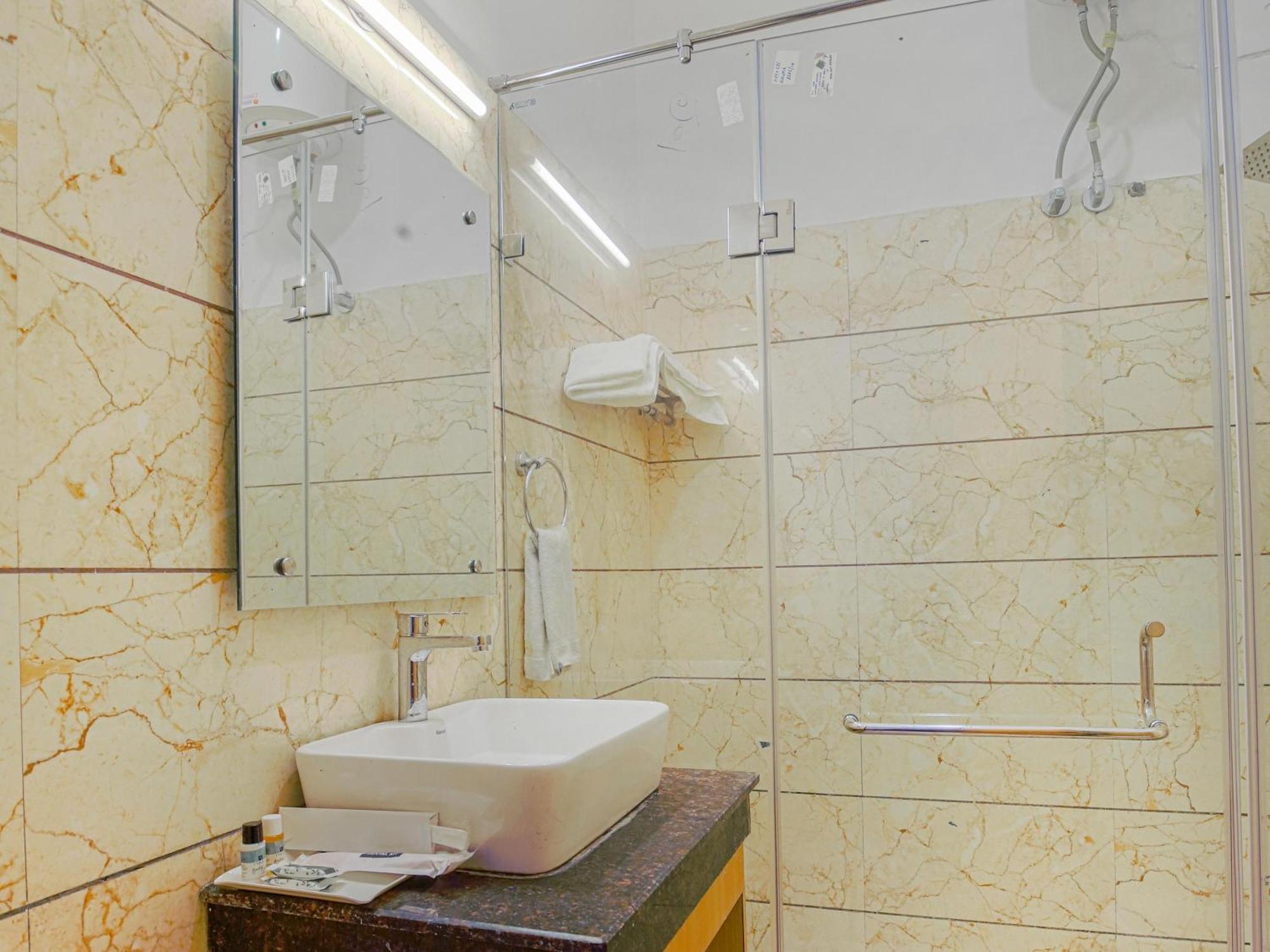 Hotel Ricky By Sahibs Group Amritsar Exterior photo
